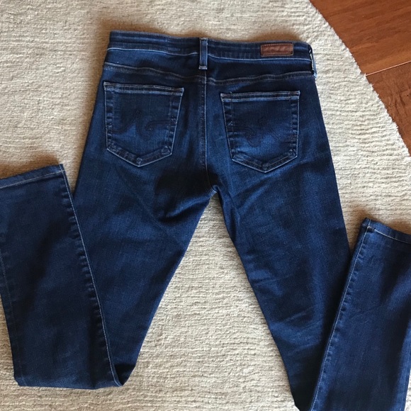 Like New AG Aubrey Skinny Straight Jeans - Picture 3 of 3